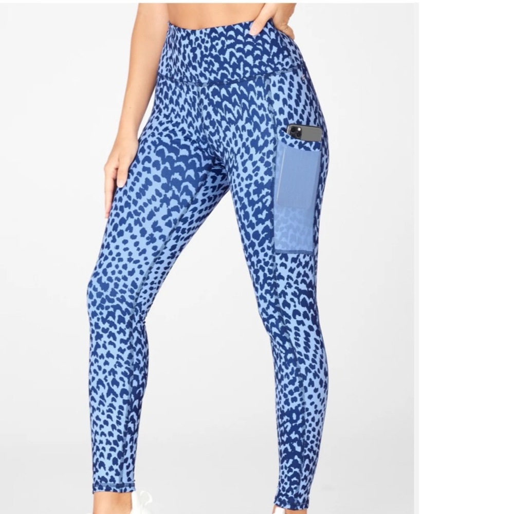 NWT Fabletics On The Go High Waisted Legging Size:XS